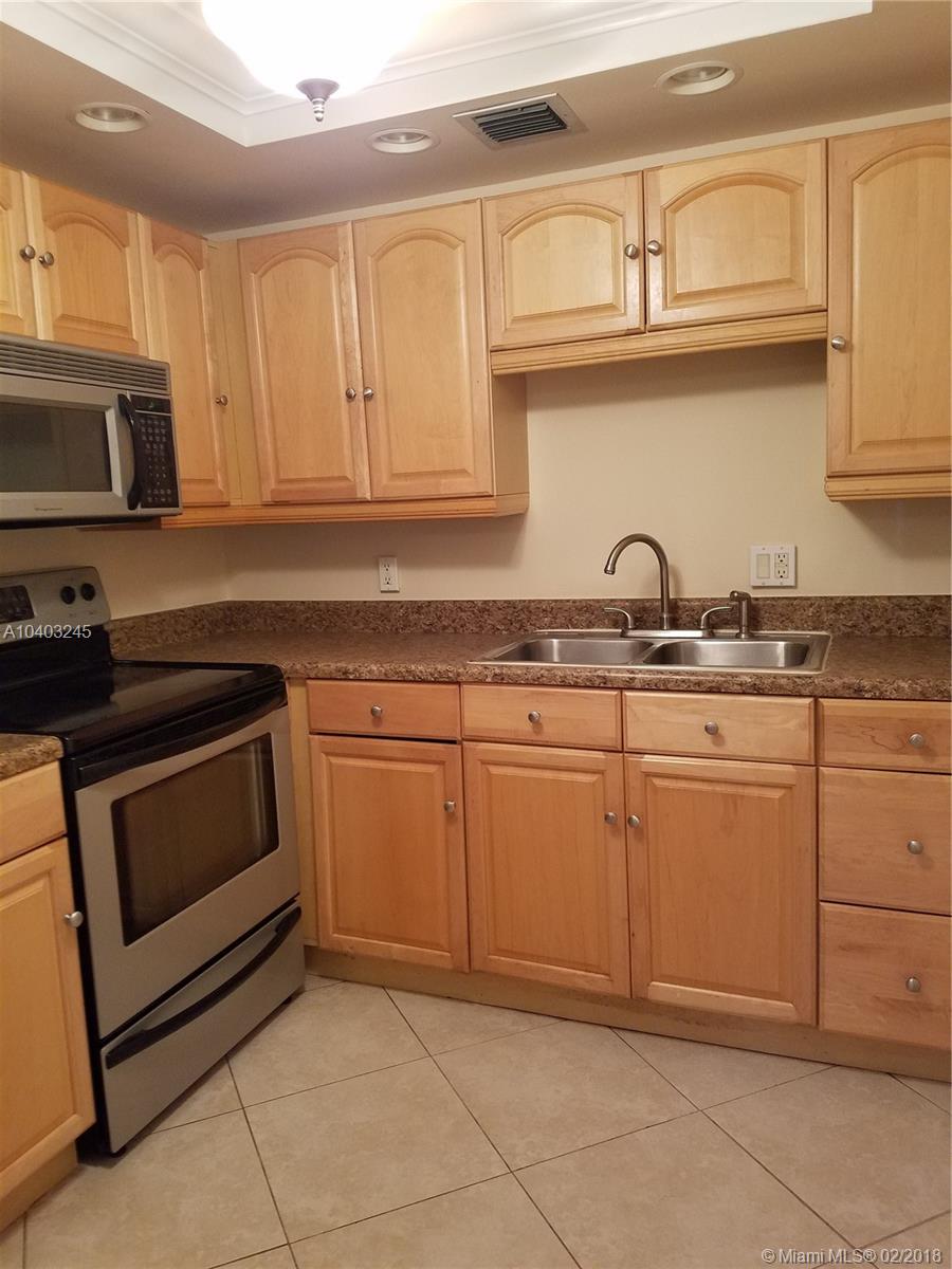 NEW HAMPTON AT CENTURY VI - Residential Lease