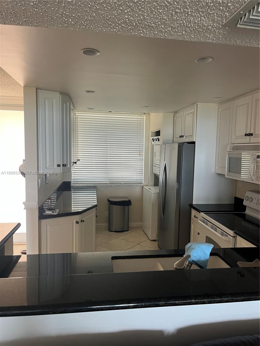 510 N Ocean Blvd 211