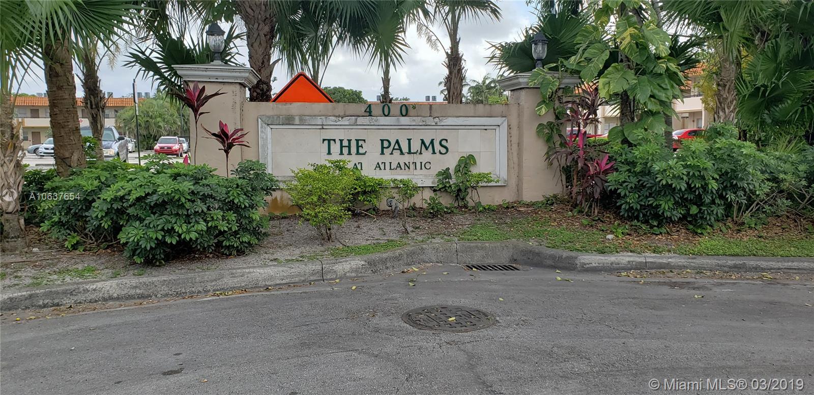 COZY 2 BEDROOM 1 BATHROOM UNIT IN CONVENIENT MARGATE LOCATION. THIS BEAUTIFUL UNIT FEATURES A SPACIOUS LIVING ROOM AREA, A GORGEOUSLY RENOVATED KITCHEN AREA, 2 BIG BEDROOMS, AND 1 NICE BATHROOM. UNIT HAS A LOT OF NATURAL LIGHTING AND IS SURROUNDED BY AN ABUNDANCE OF SHOPPING AREAS.