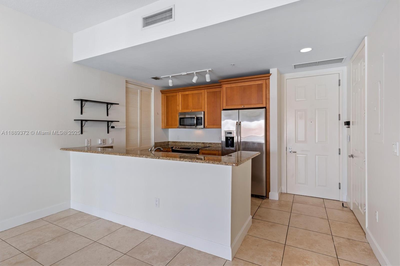 55 MERRICK CONDO - Residential Lease