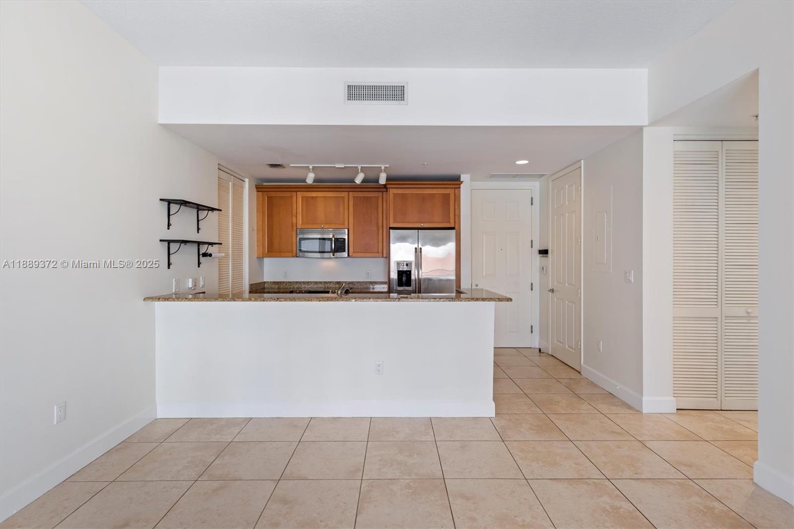 55 MERRICK CONDO - Residential Lease