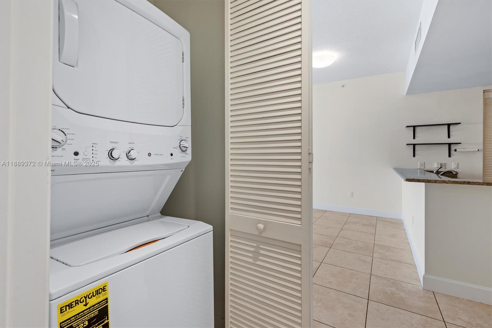 55 MERRICK CONDO - Residential Lease