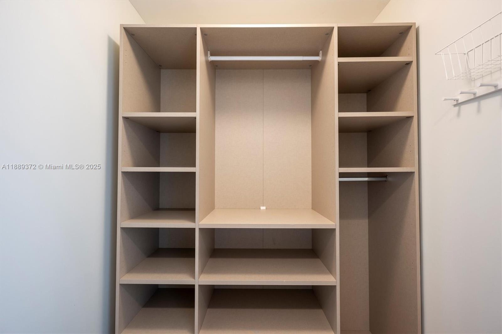 55 MERRICK CONDO - Residential Lease