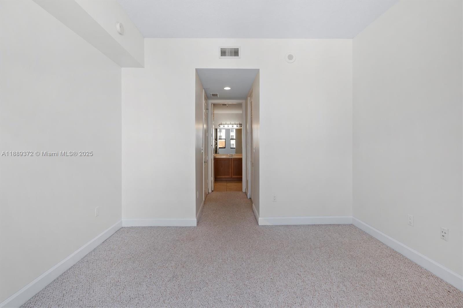 55 MERRICK CONDO - Residential Lease