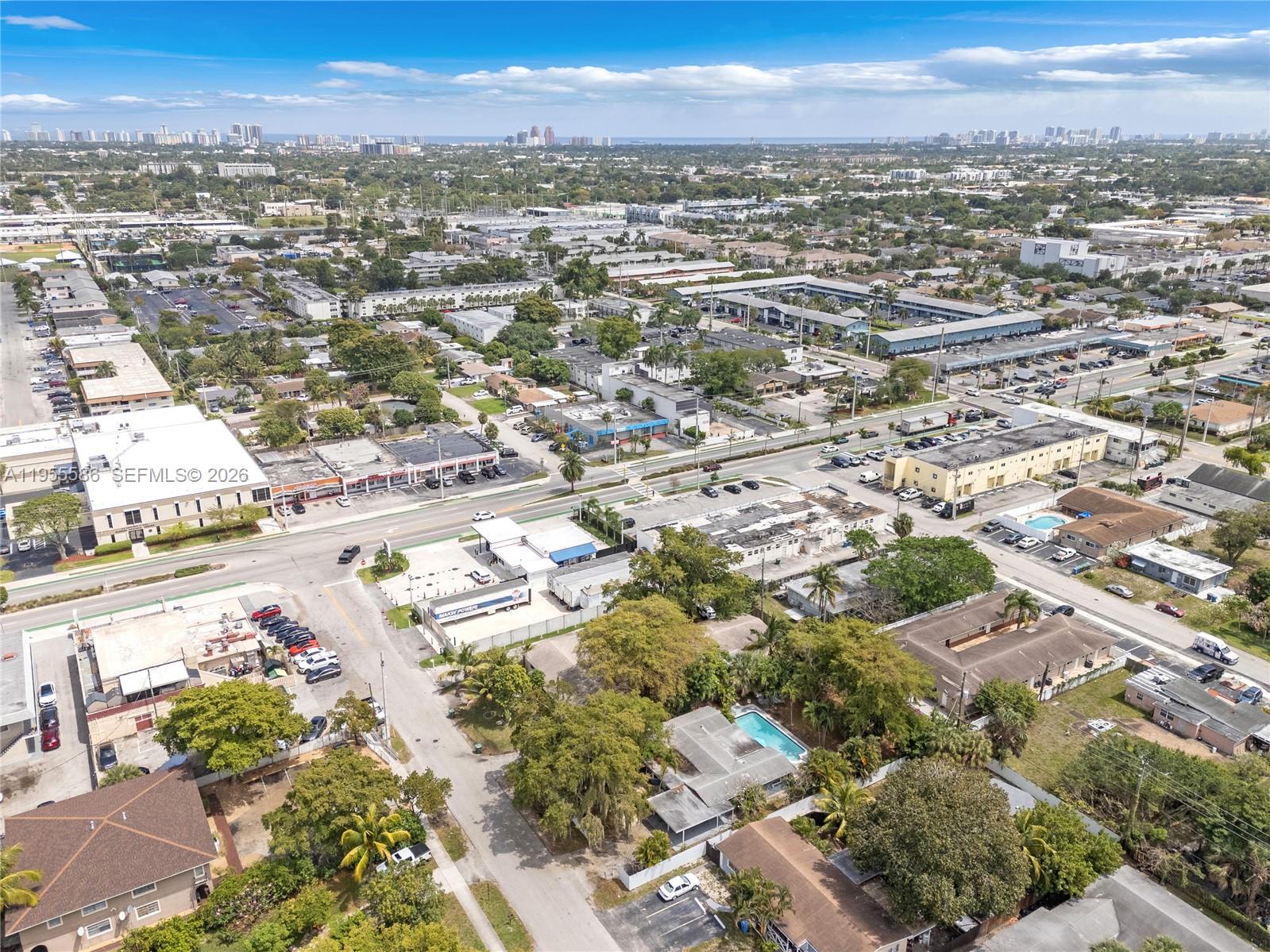 LLOYD ESTATES - Residential