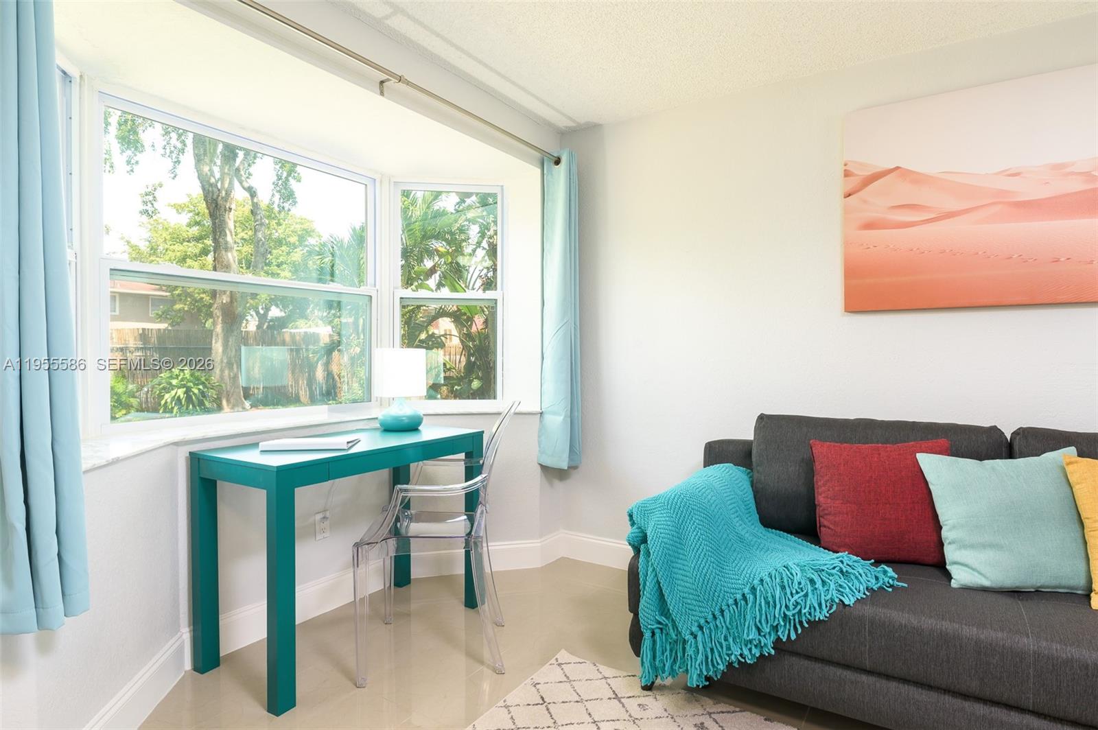 LLOYD ESTATES - Residential