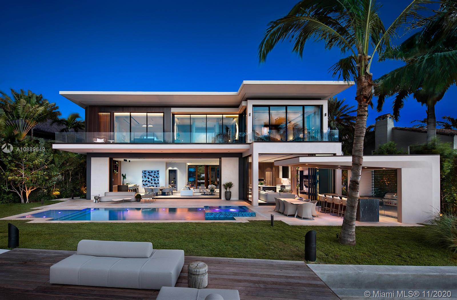 SAN MARINO ISLAND - Residential