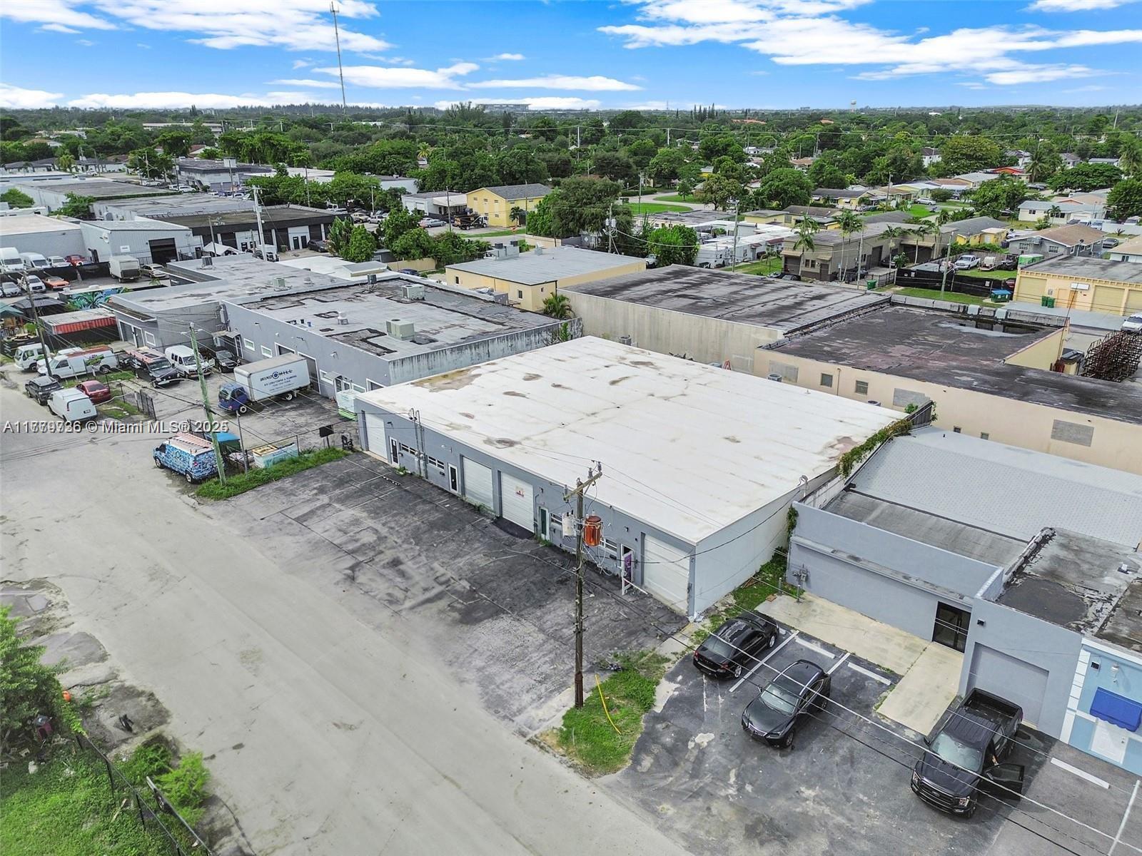 2122 SW 60th Ter 1-2