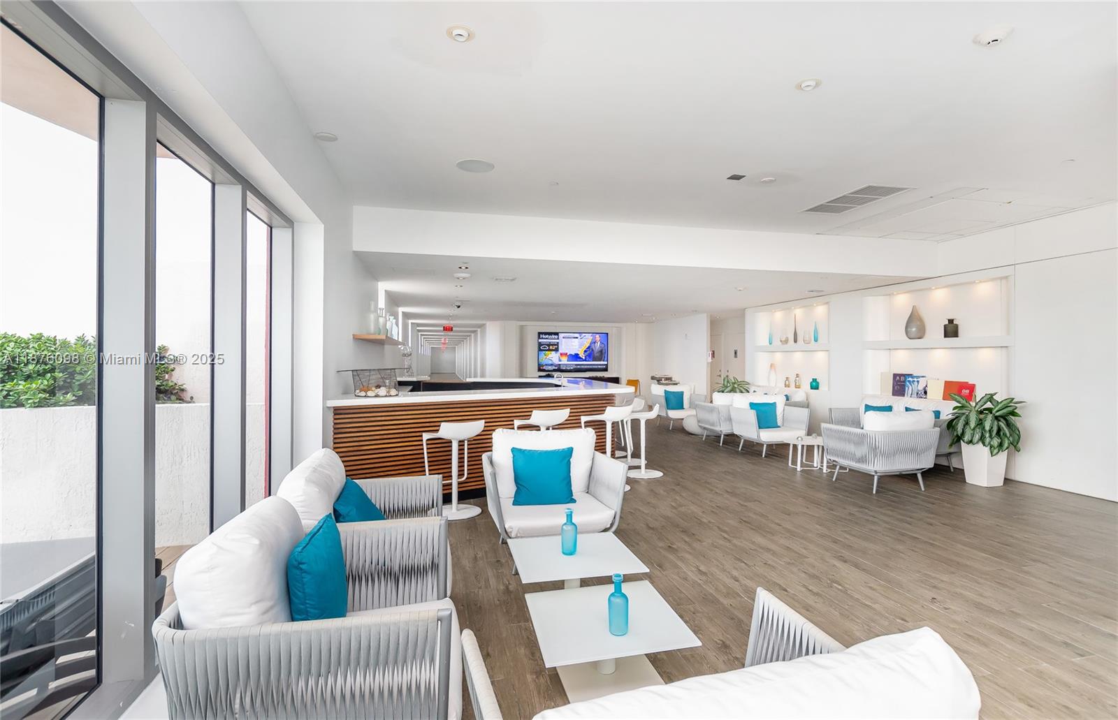 BEACHWALK CONDOMINIUM - Residential