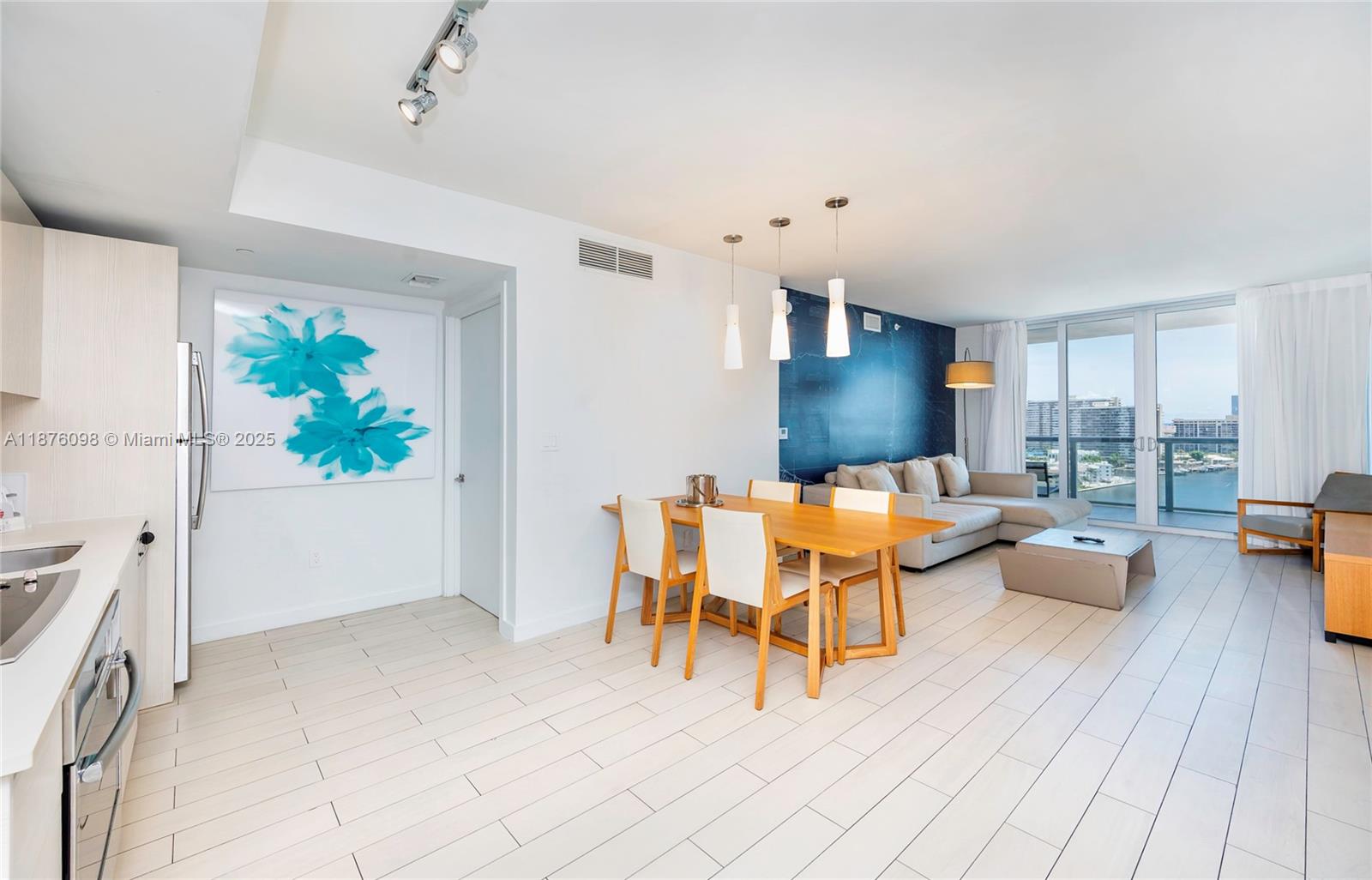 BEACHWALK CONDOMINIUM - Residential