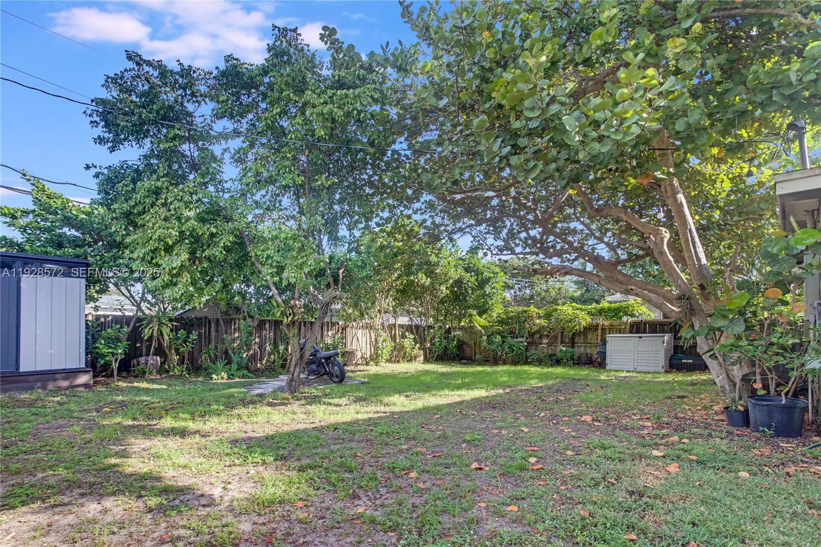 OAK GROVE - Residential