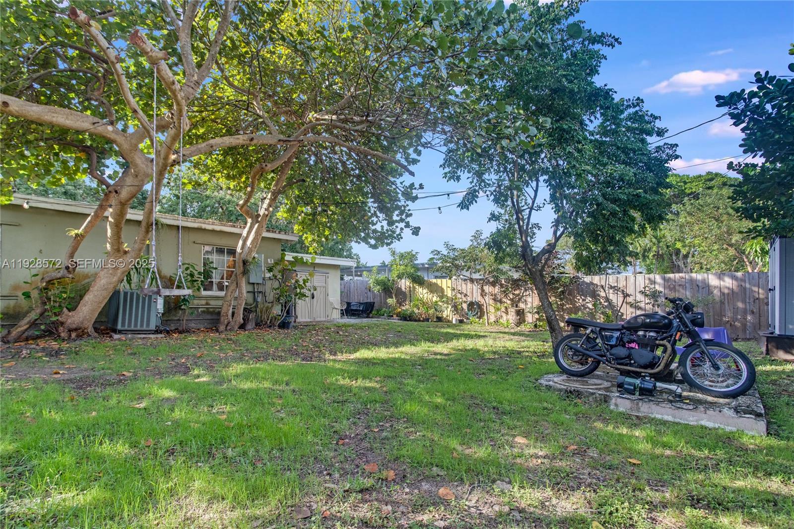 OAK GROVE - Residential