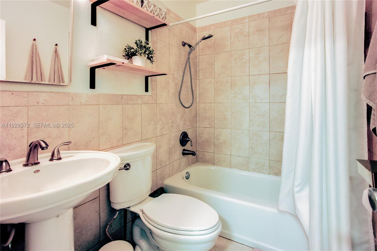 OAK GROVE - Residential