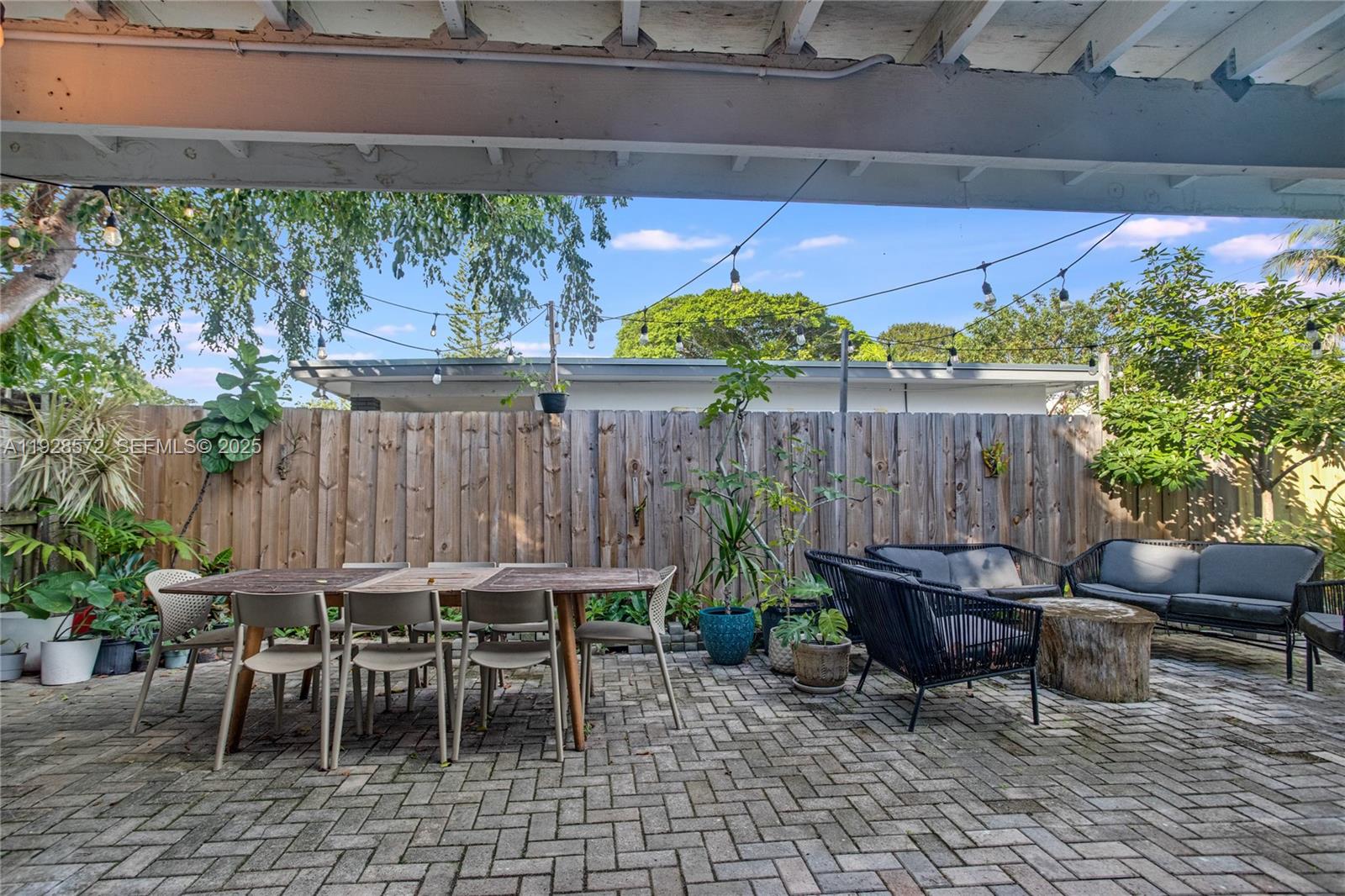 OAK GROVE - Residential