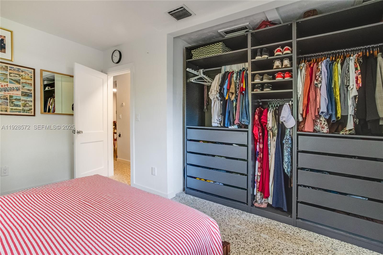 OAK GROVE - Residential