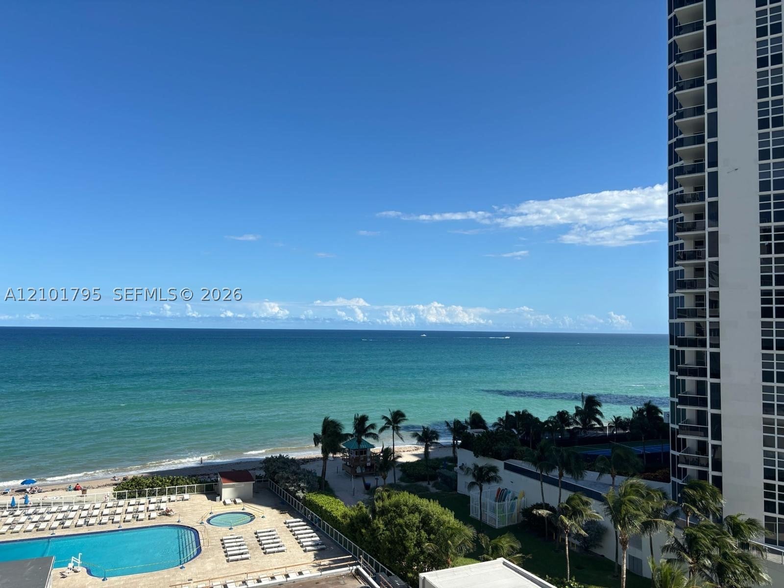 19201 Collins Ave