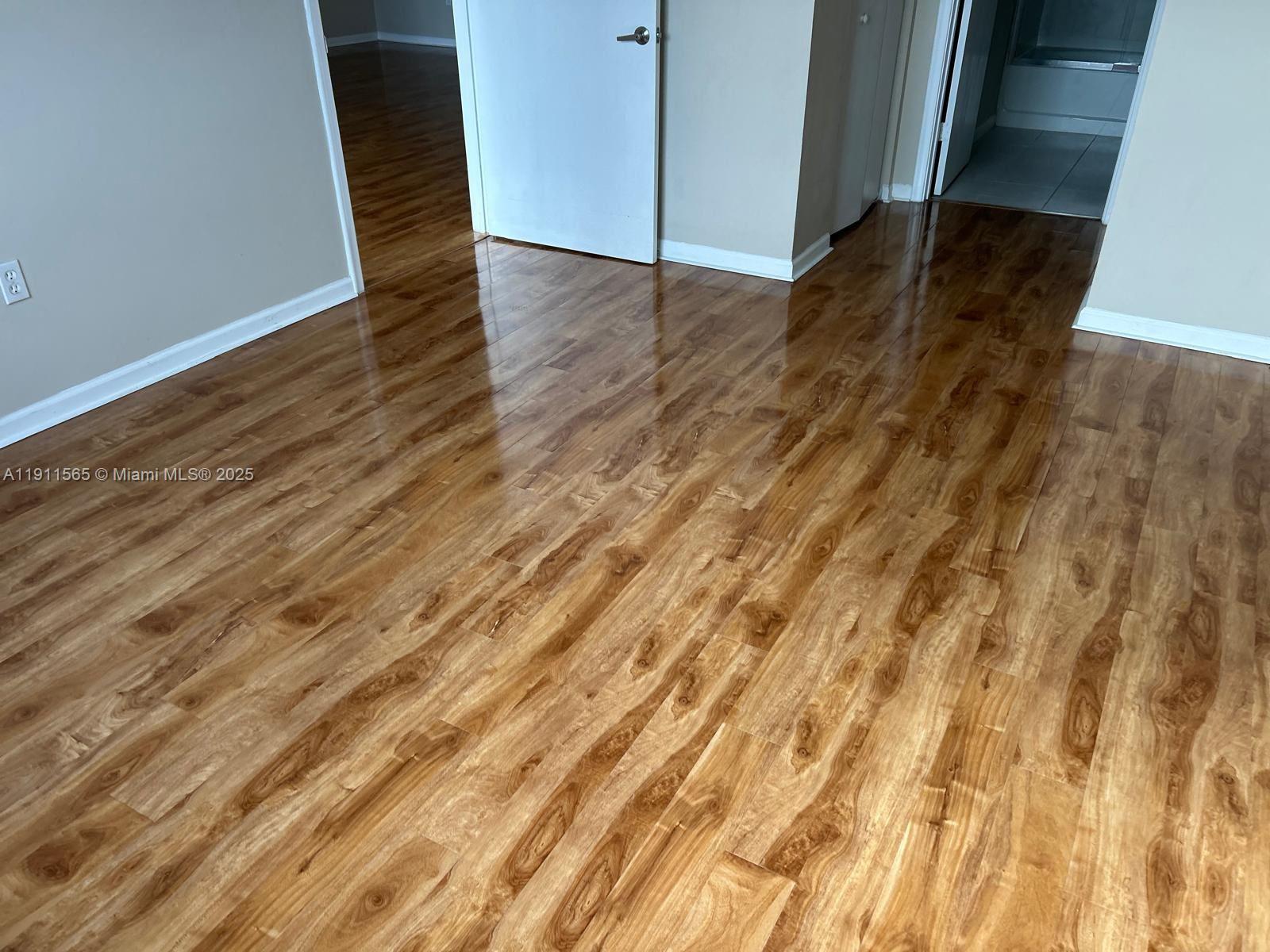 VENTURE AT AVENTURA EAST - Residential Lease