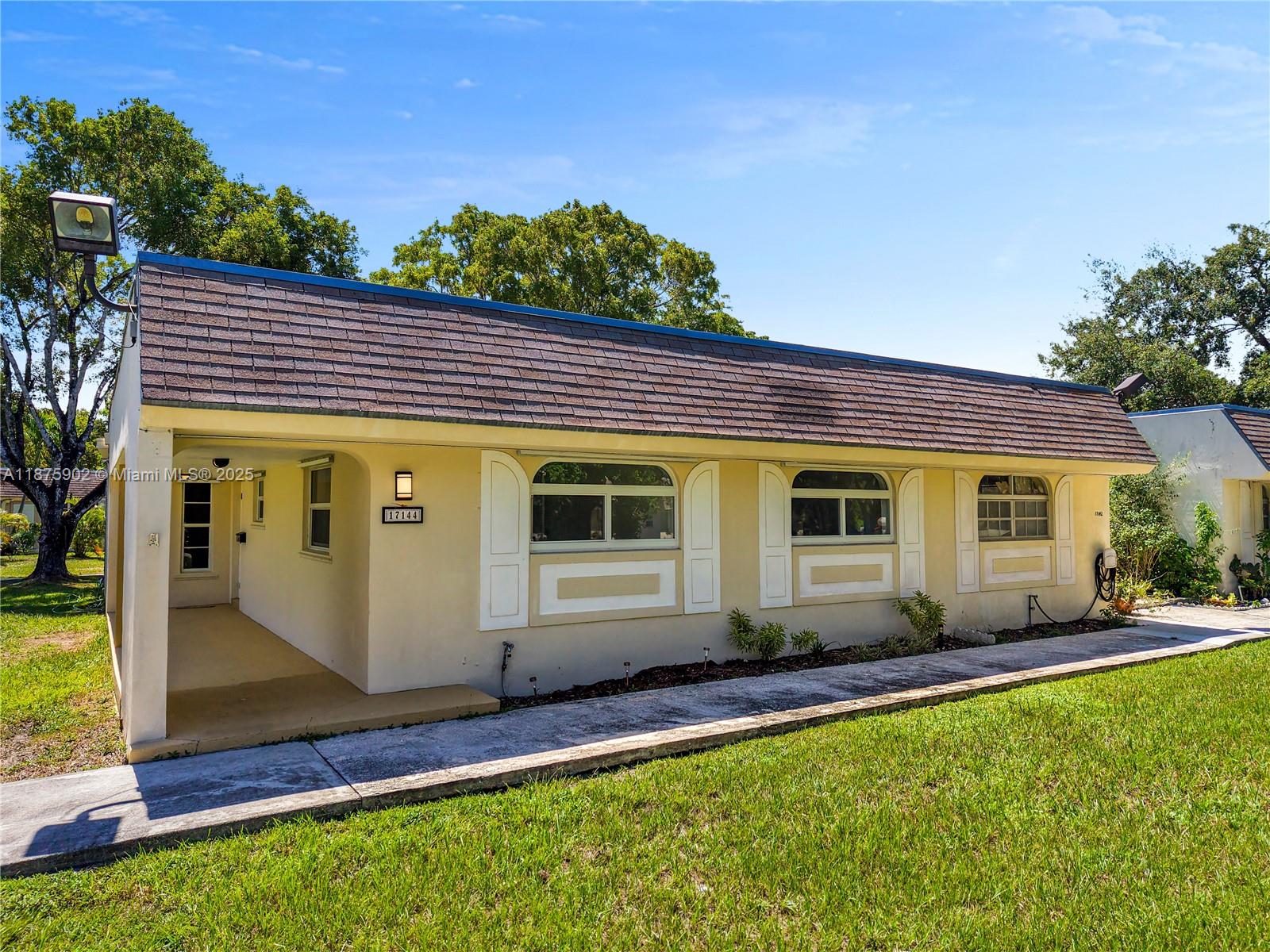 This beautifully remodeled 2-bedroom, 2-bathroom rental property offers an unparalleled blend of modern comfort and convenient location. Step into a fully remodeled kitchen boasting brand-new Samsung appliances and pristine countertops. The open layout seamlessly connects to the spacious living area, adorned with new floors that enhance the overall elegance of the space.Both bathrooms have been remodeled. The bedrooms offer ample space. The community is nearby attractions like Zoo Miami. Easy access to the Turnpike. One person must be 55 and over DOES NOT have to be applicant.