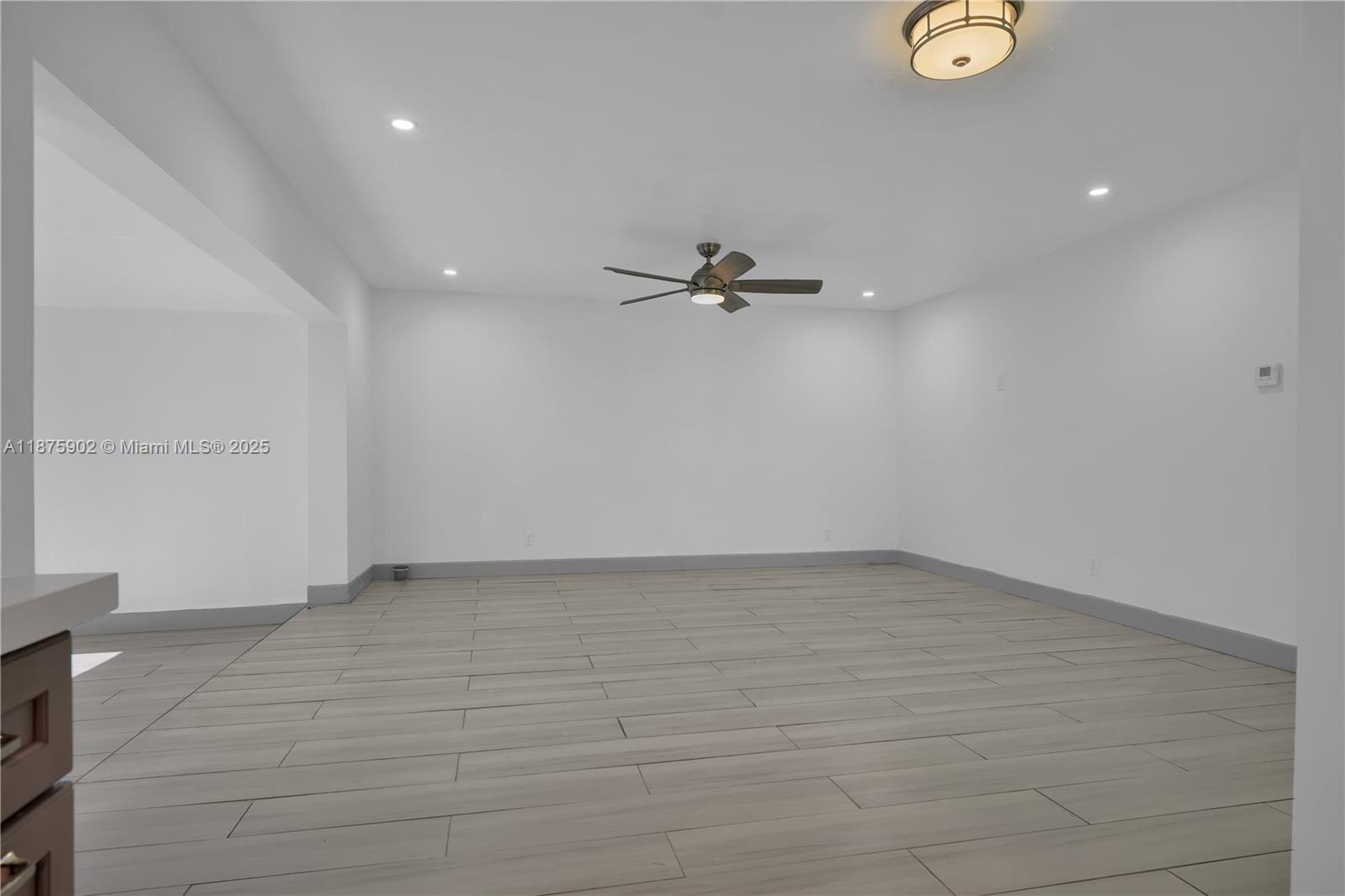 GREEN HILLS PARK WEST NO - Residential Lease