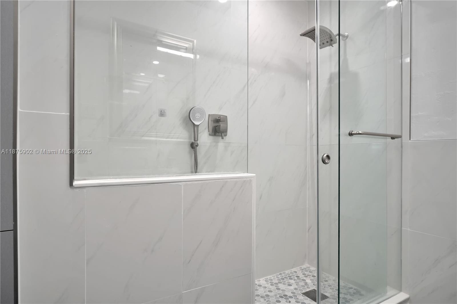 GREEN HILLS PARK WEST NO - Residential Lease