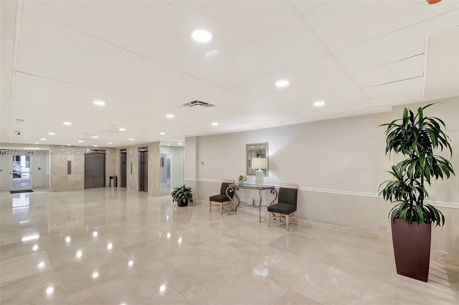 THE CARRIAGE CLUB NORTH - Residential