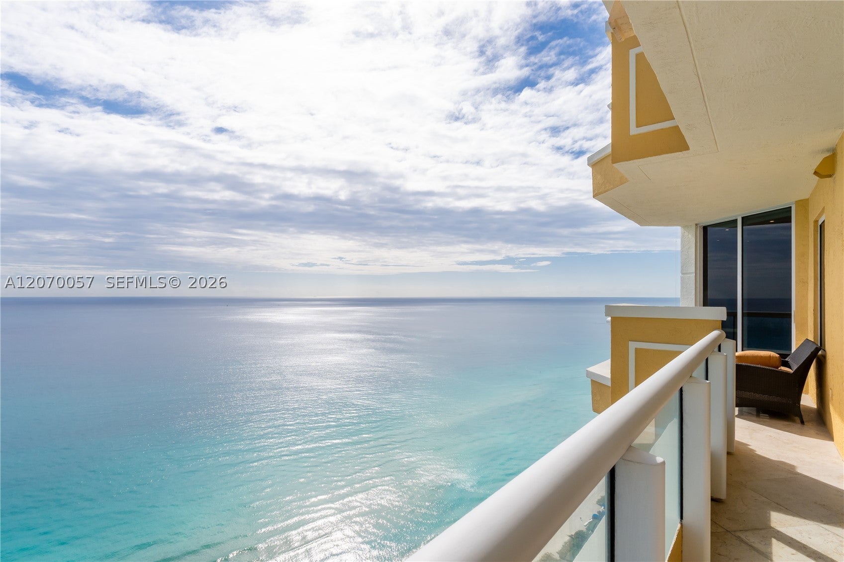 17875 Collins Ave 4001