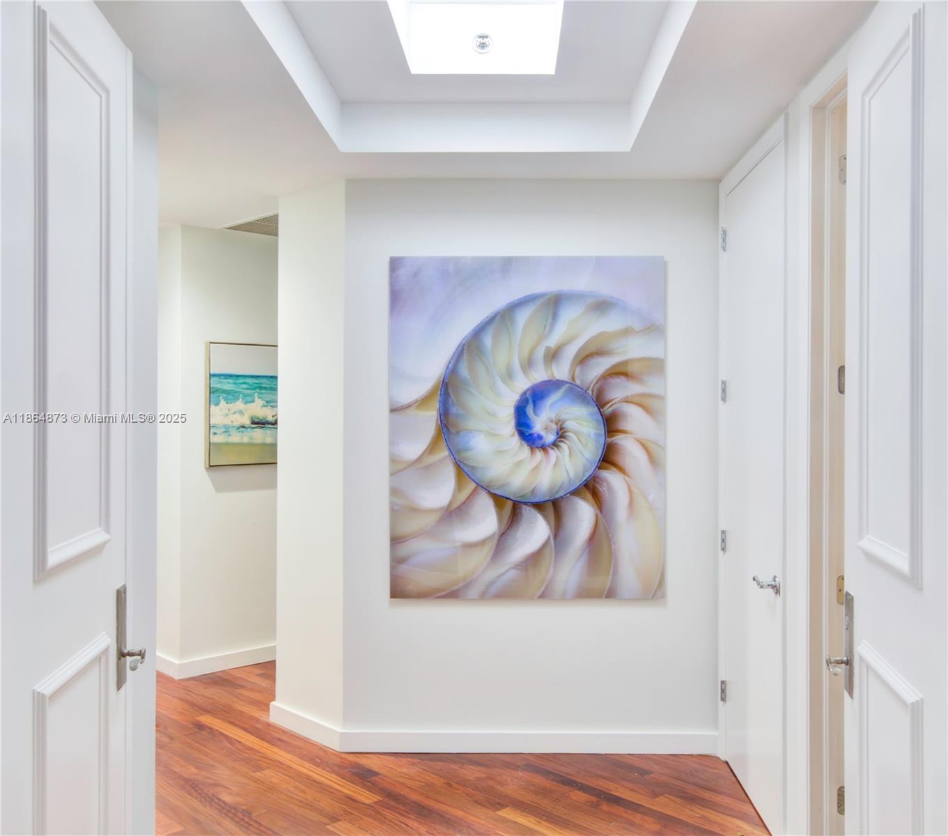 Continuum on South Beach - Residential