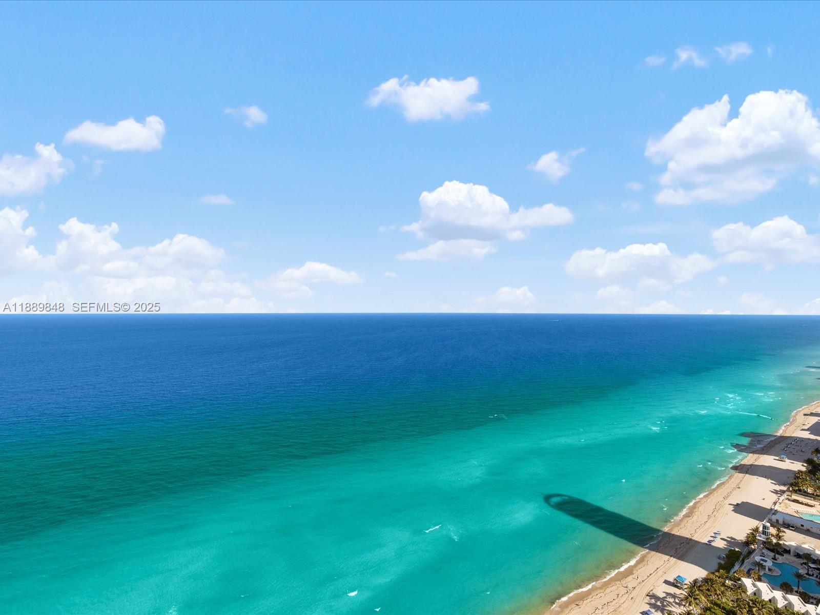 2711 HOLLYWOOD BEACH COND - Residential