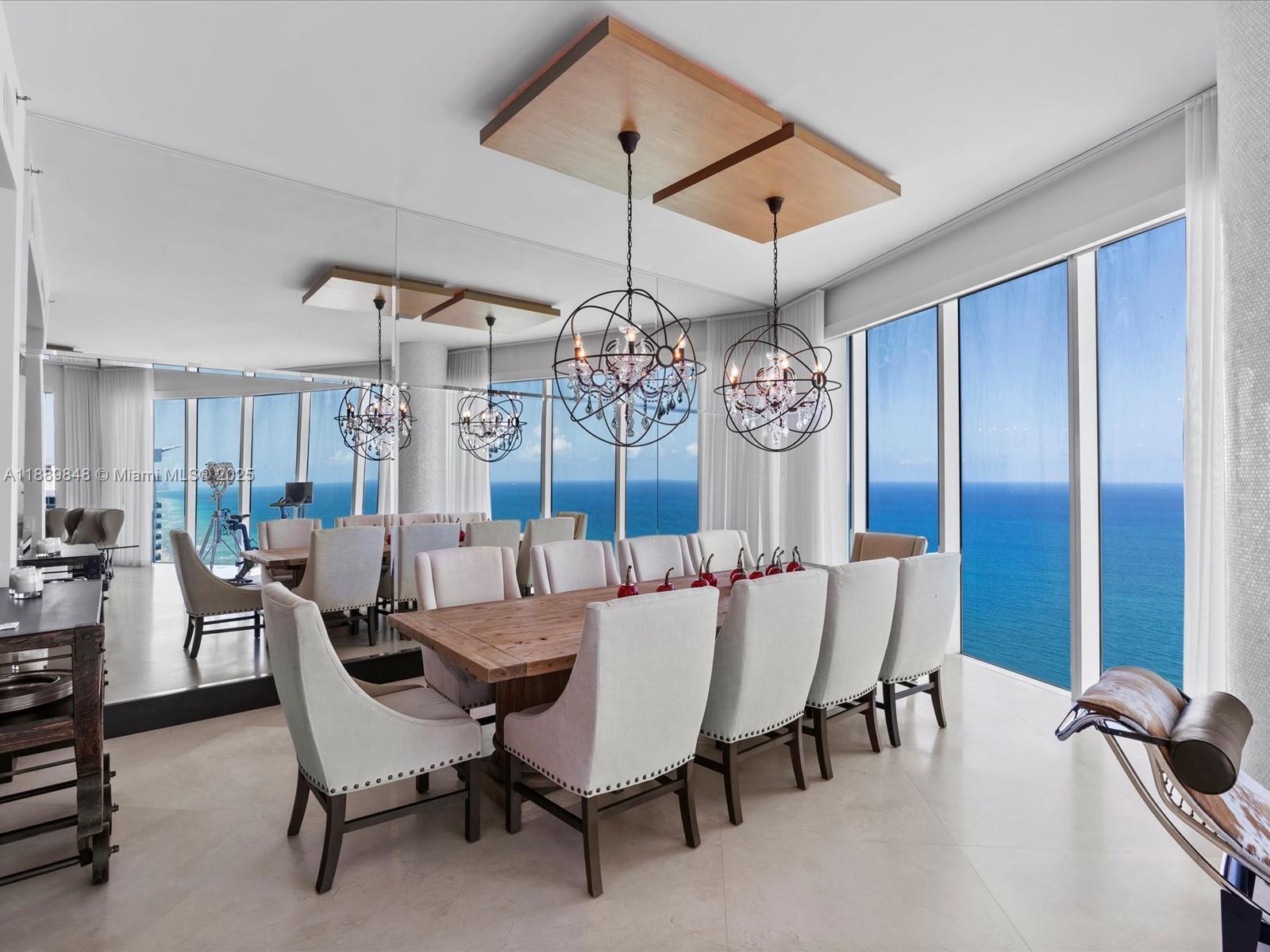 2711 HOLLYWOOD BEACH COND - Residential