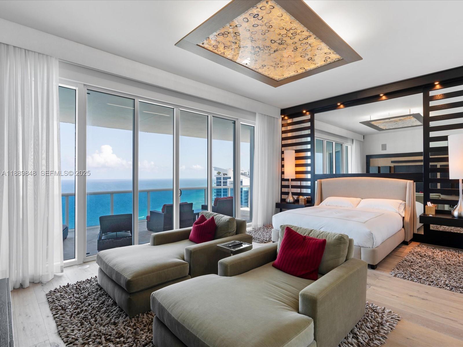 2711 HOLLYWOOD BEACH COND - Residential