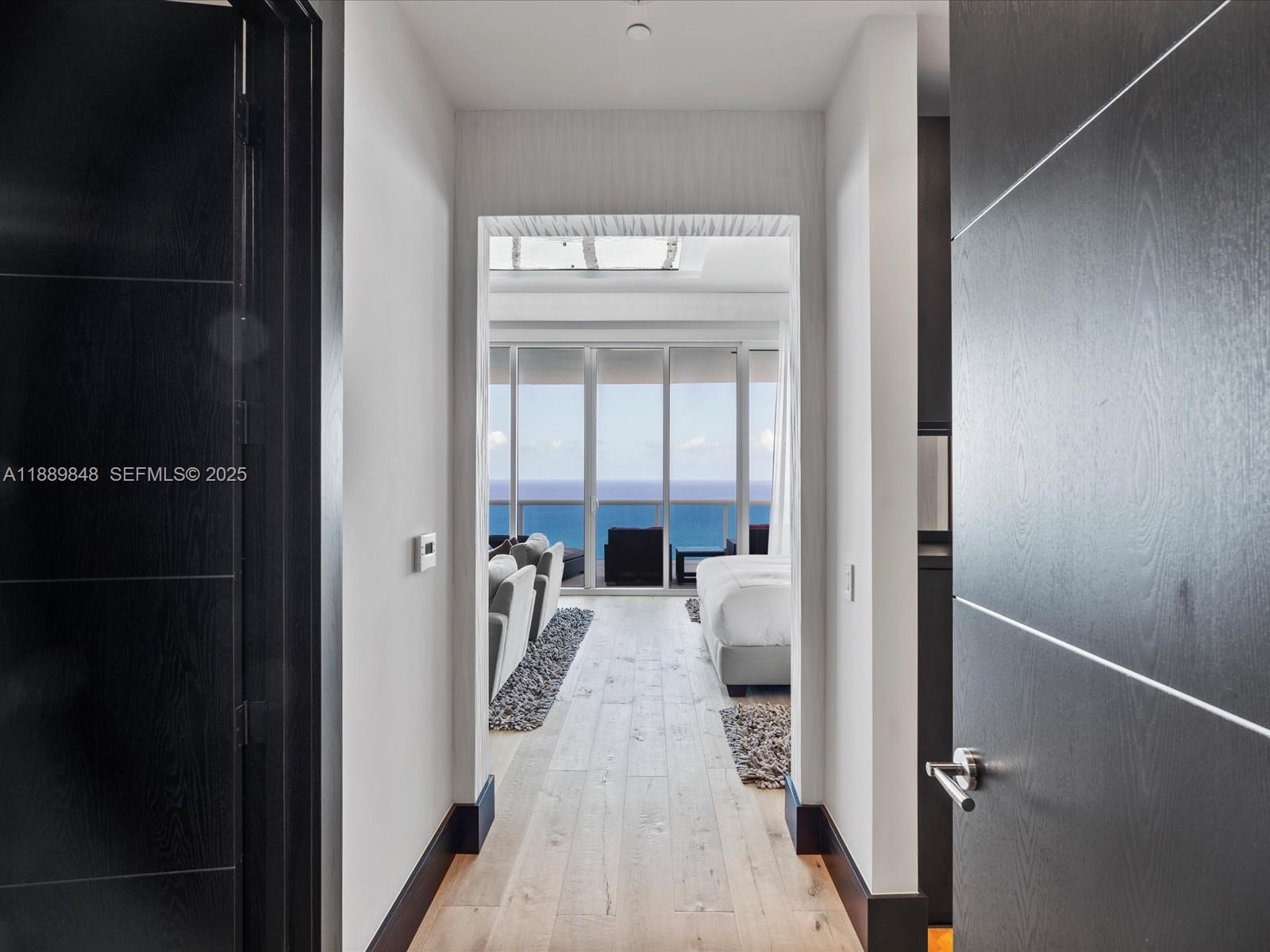 2711 HOLLYWOOD BEACH COND - Residential