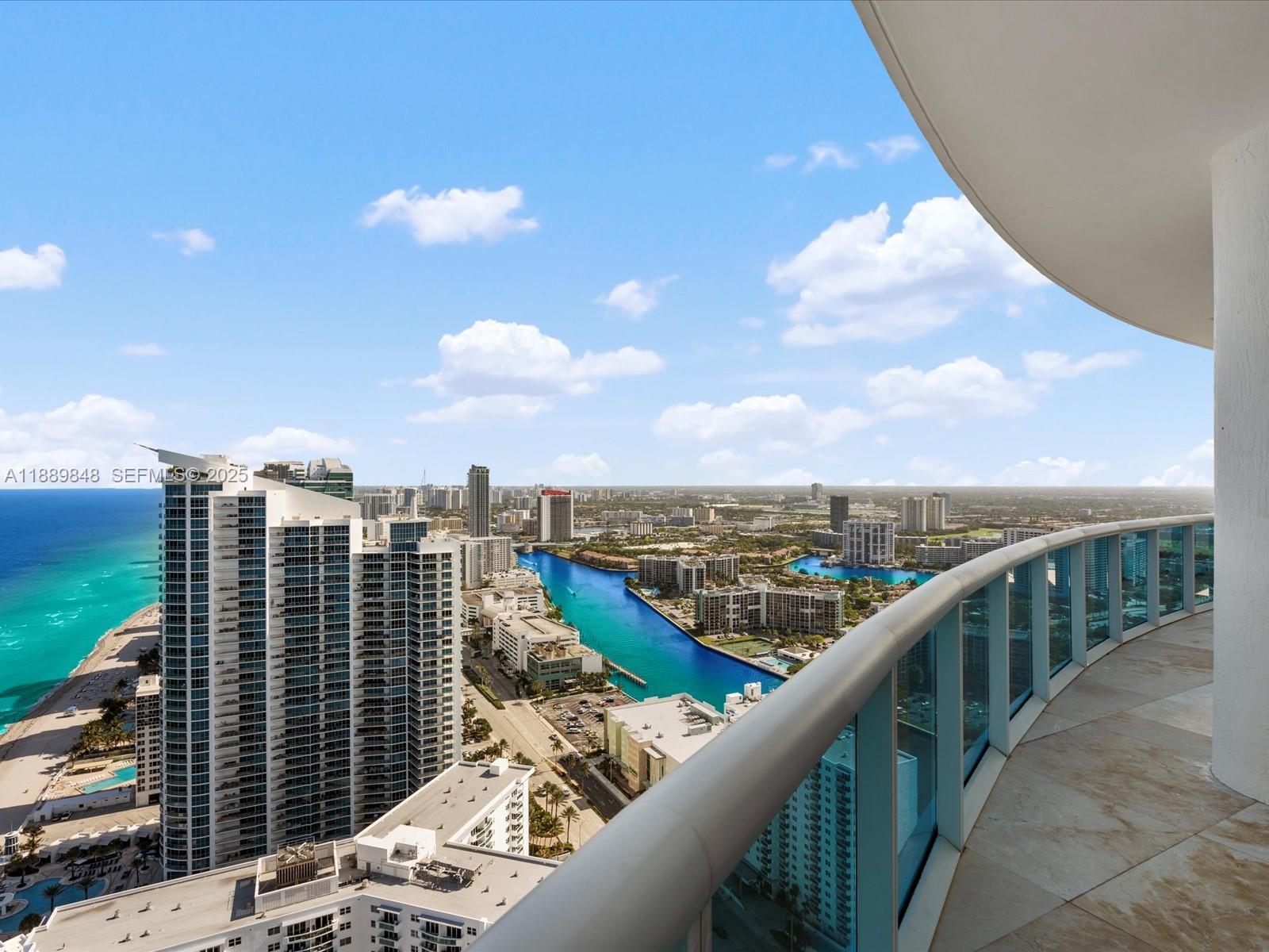 2711 HOLLYWOOD BEACH COND - Residential