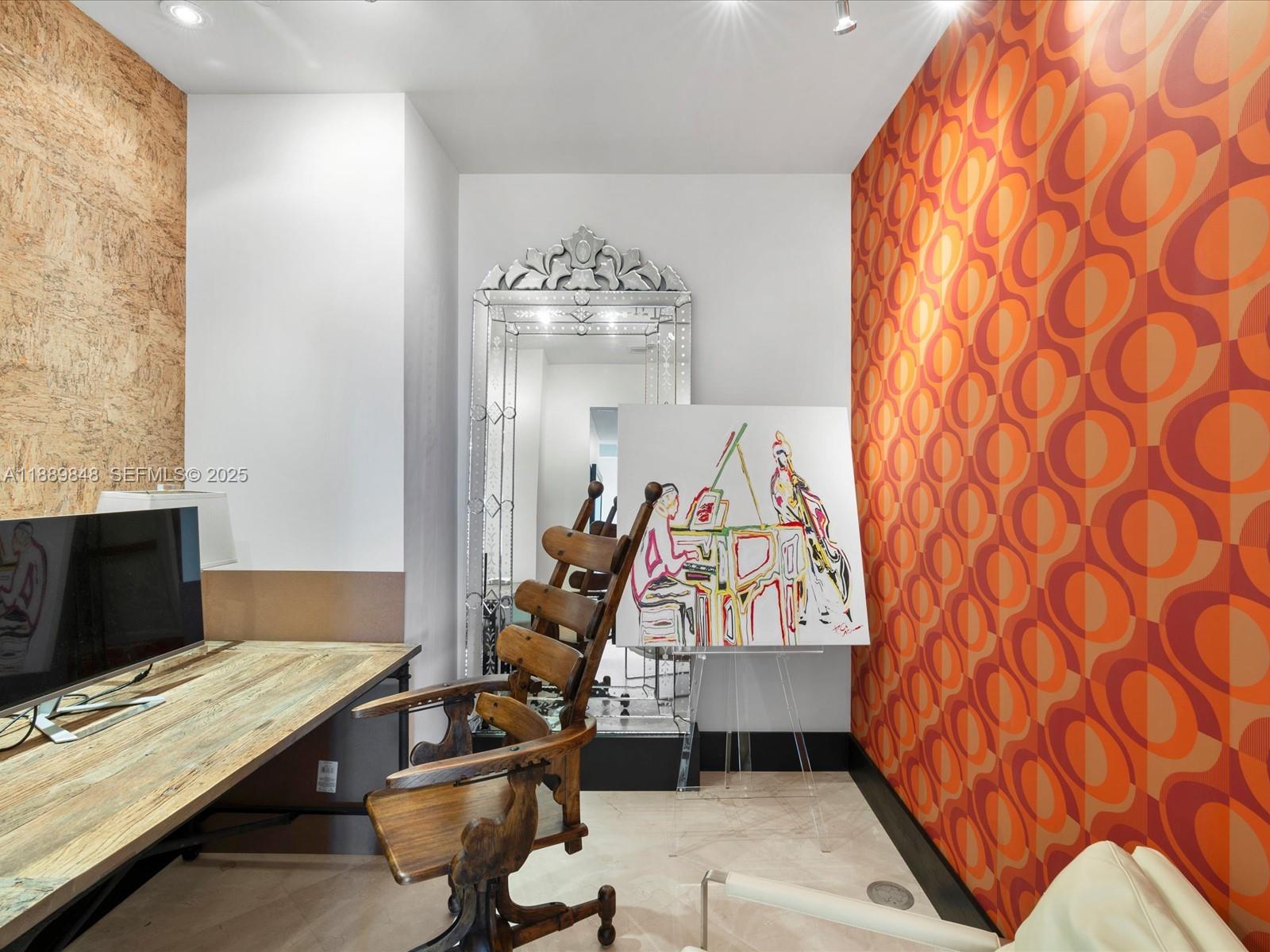 2711 HOLLYWOOD BEACH COND - Residential