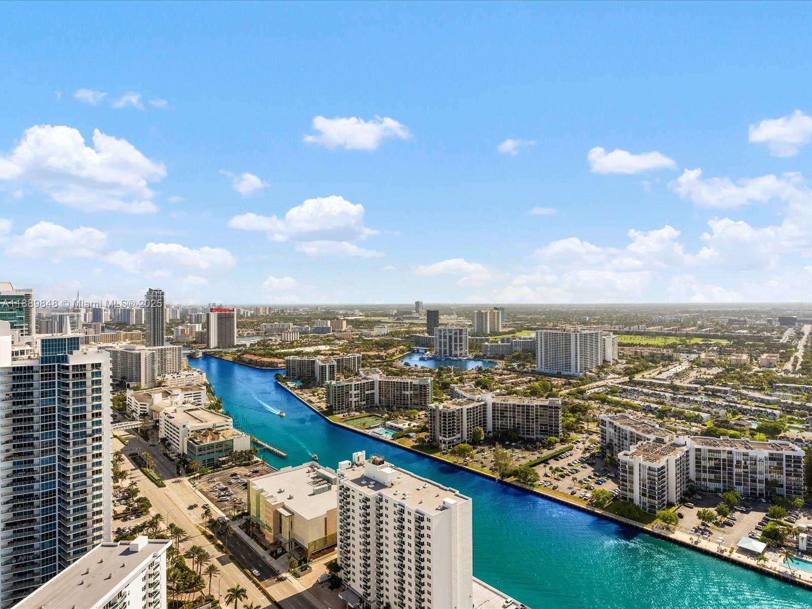 2711 HOLLYWOOD BEACH COND - Residential
