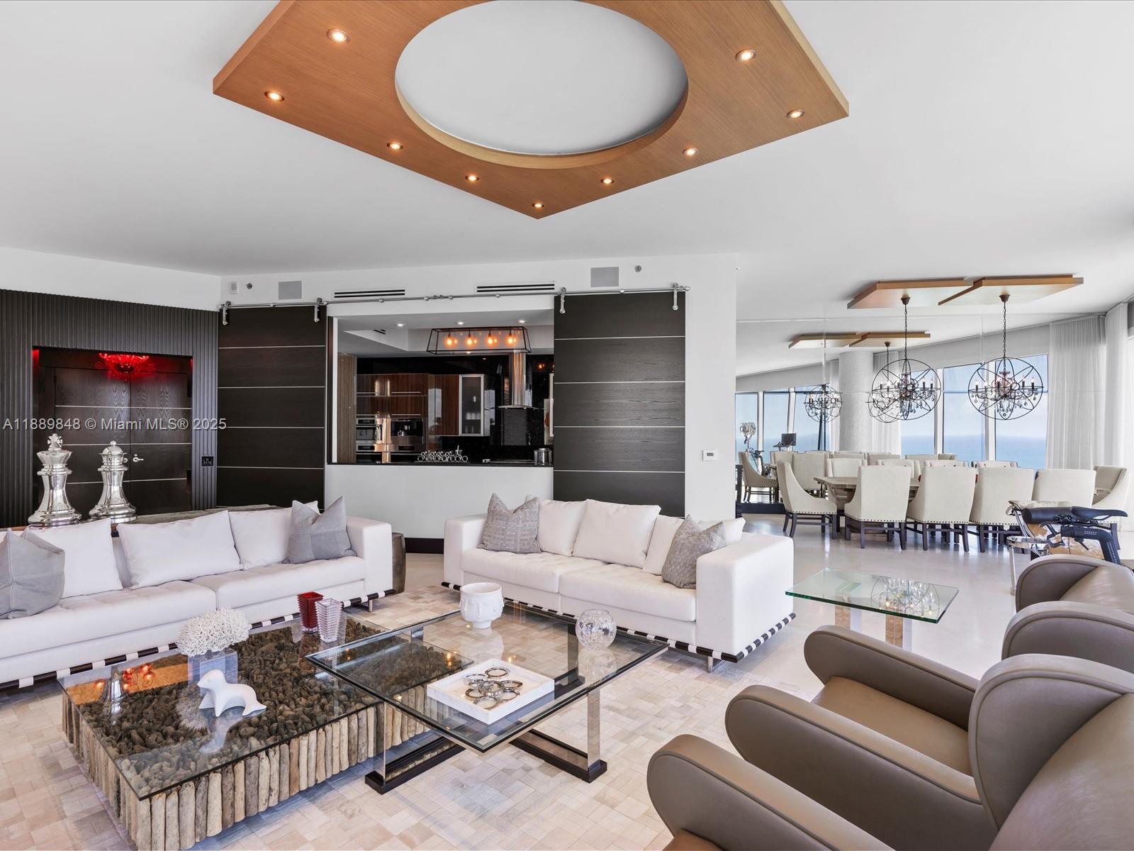 2711 HOLLYWOOD BEACH COND - Residential