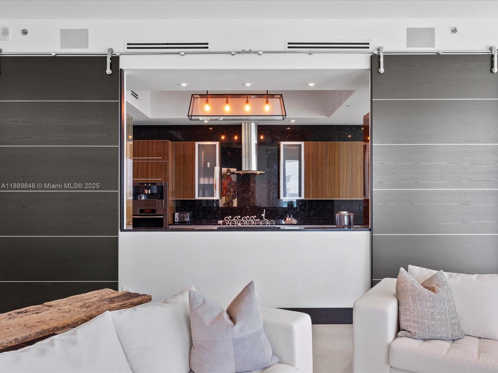 2711 HOLLYWOOD BEACH COND - Residential