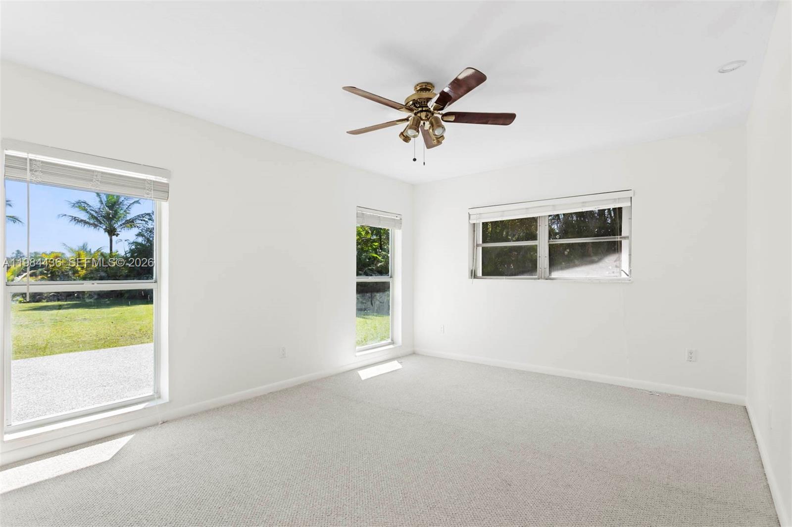 OAKLAND ACRES - Residential