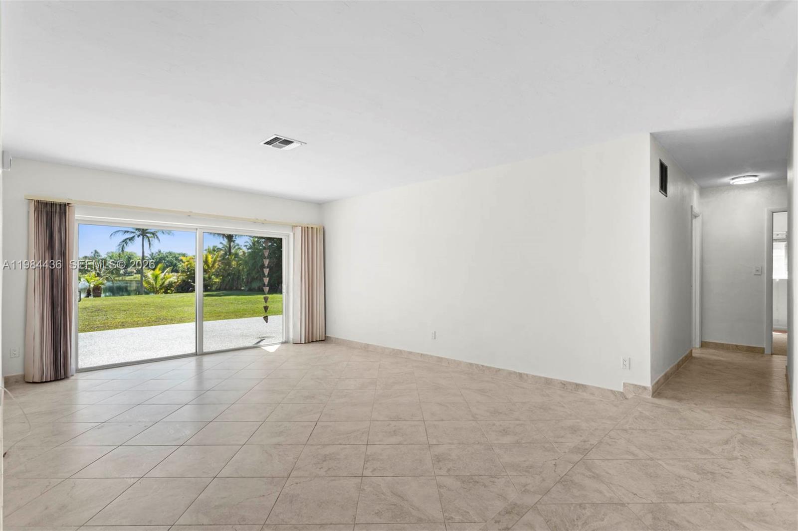 OAKLAND ACRES - Residential