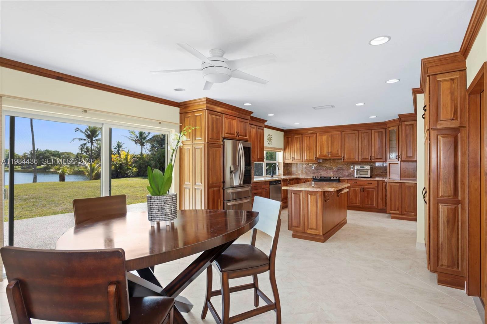 OAKLAND ACRES - Residential