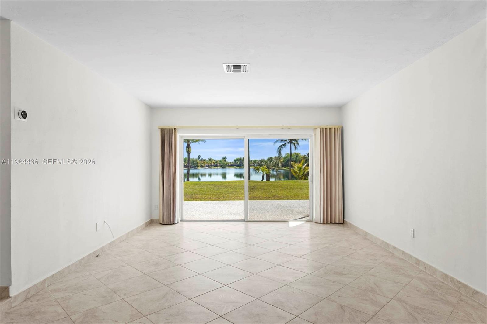 OAKLAND ACRES - Residential