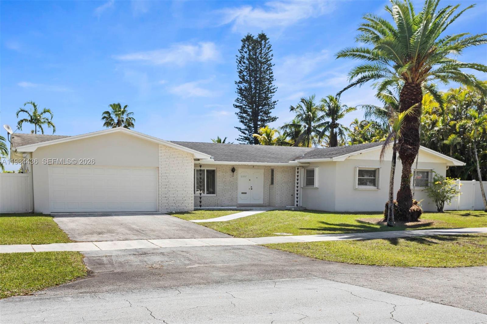 11807 SW 112th Ave