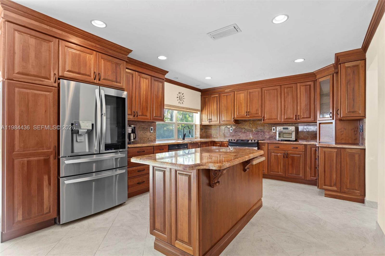 OAKLAND ACRES - Residential