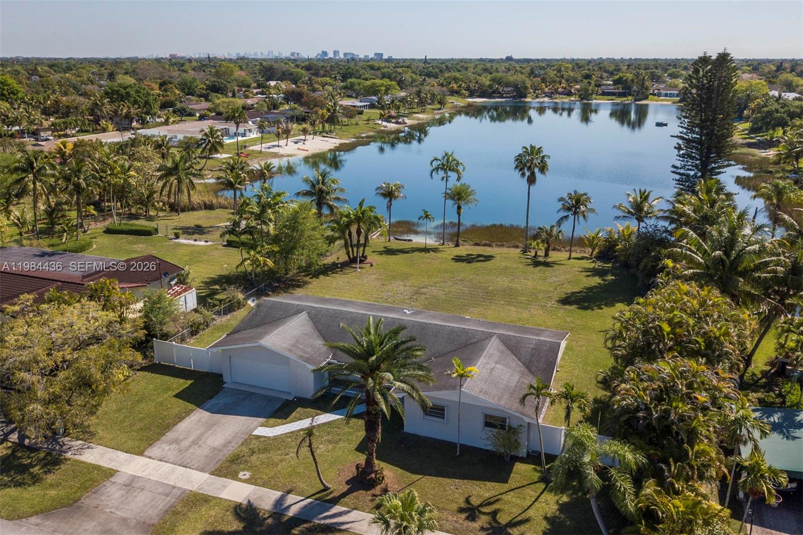 OAKLAND ACRES - Residential