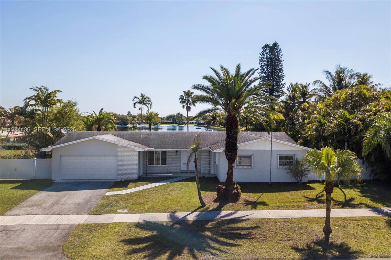 OAKLAND ACRES - Residential