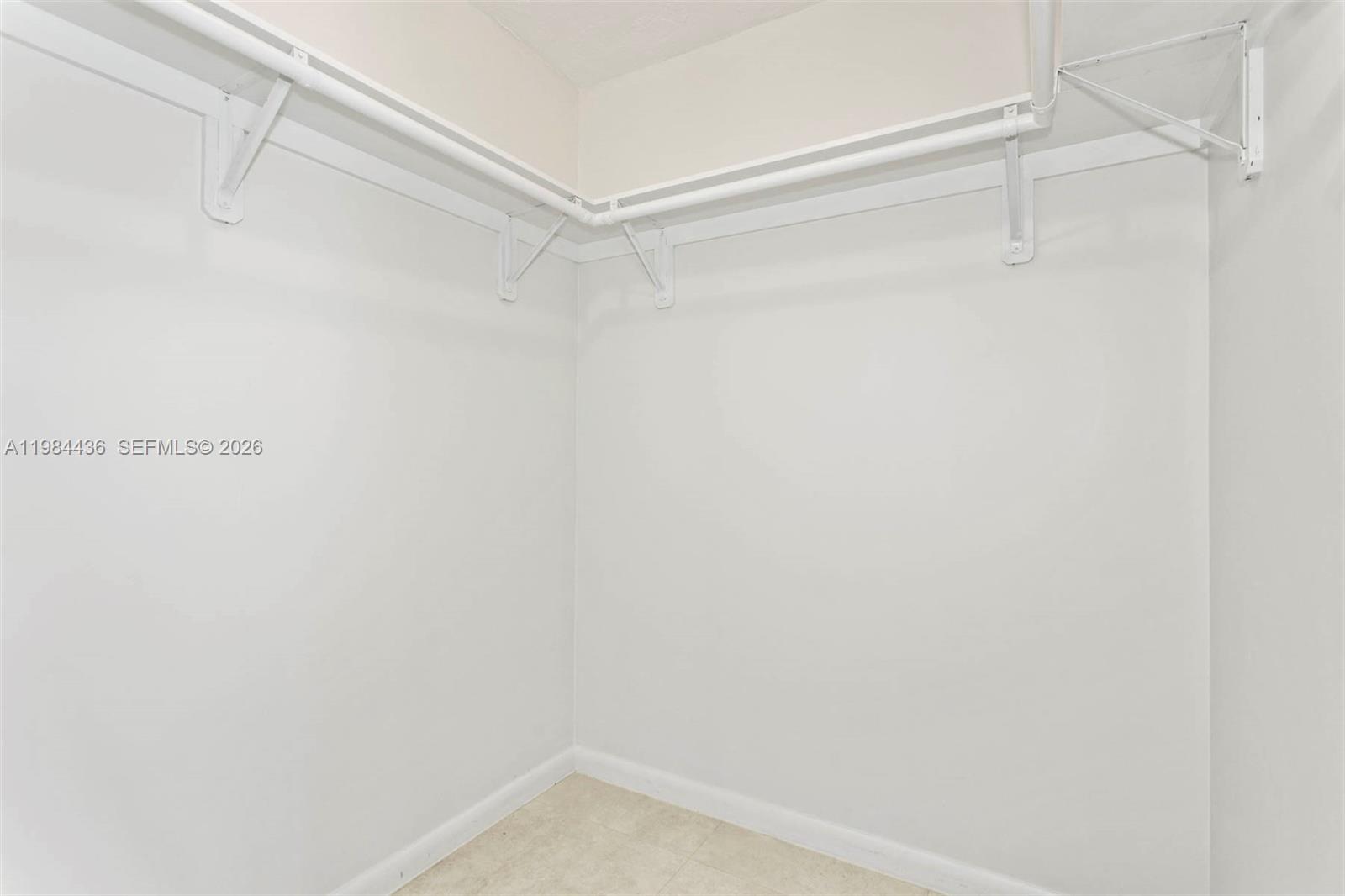 OAKLAND ACRES - Residential