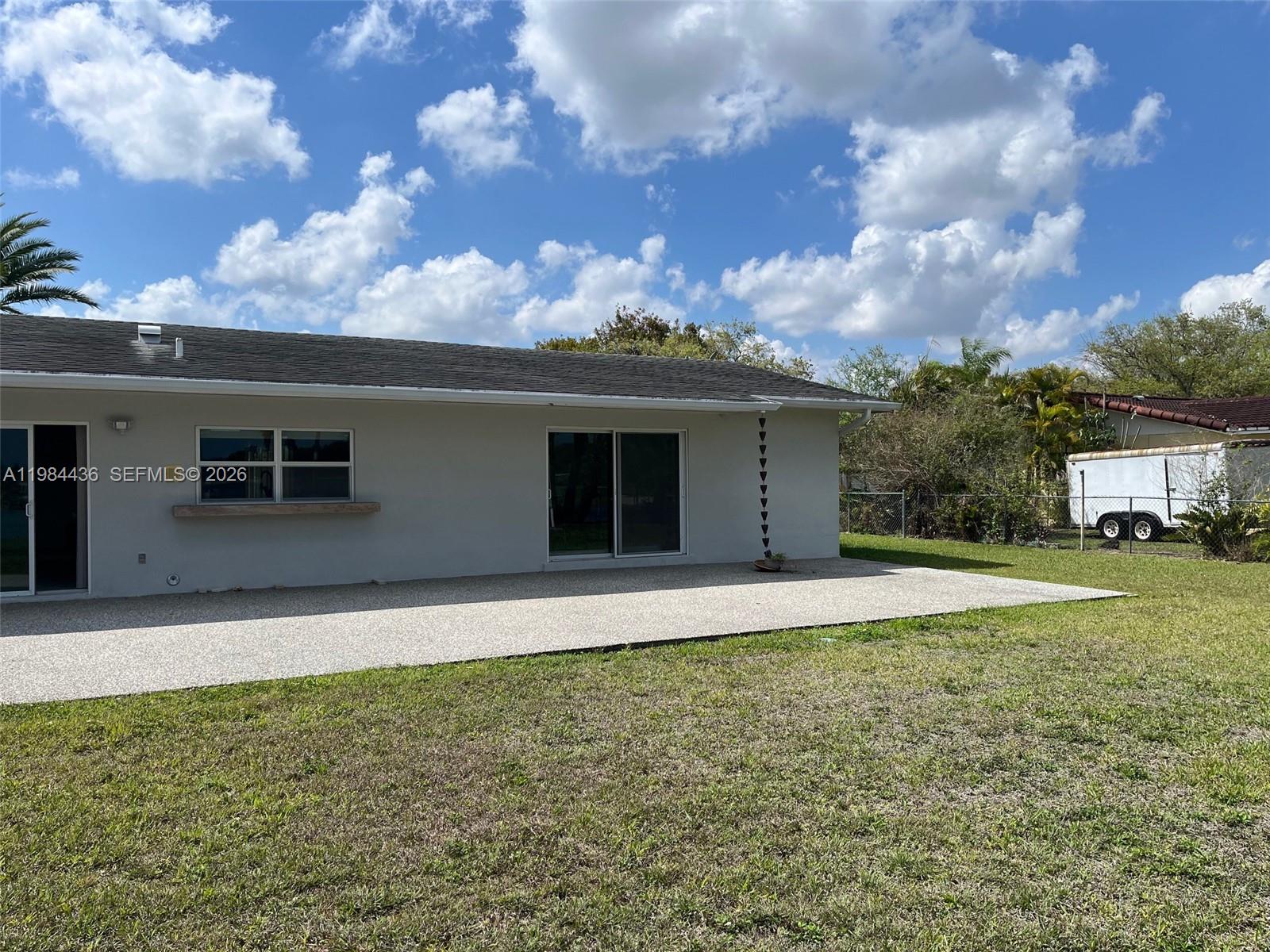 OAKLAND ACRES - Residential