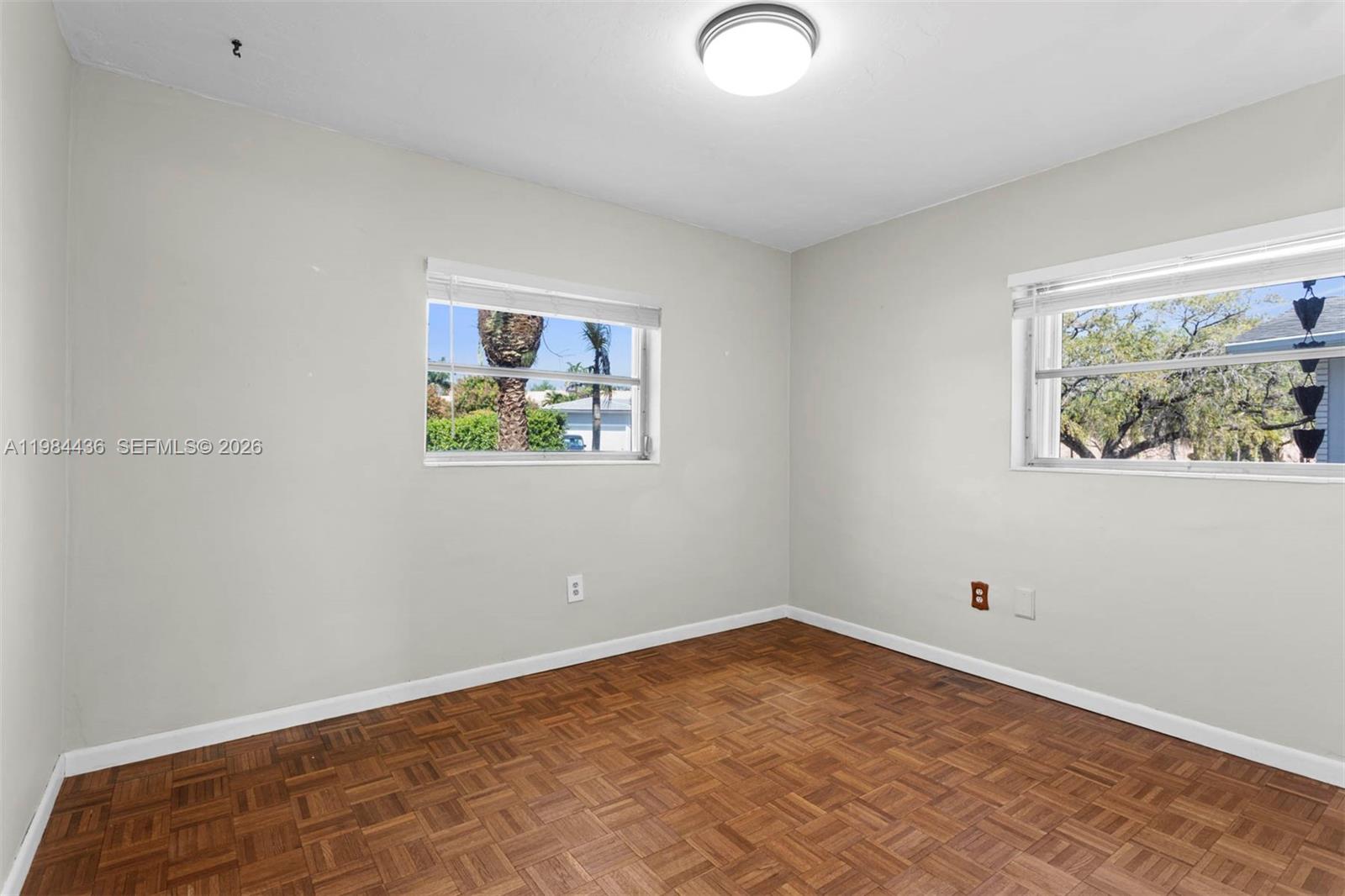 OAKLAND ACRES - Residential