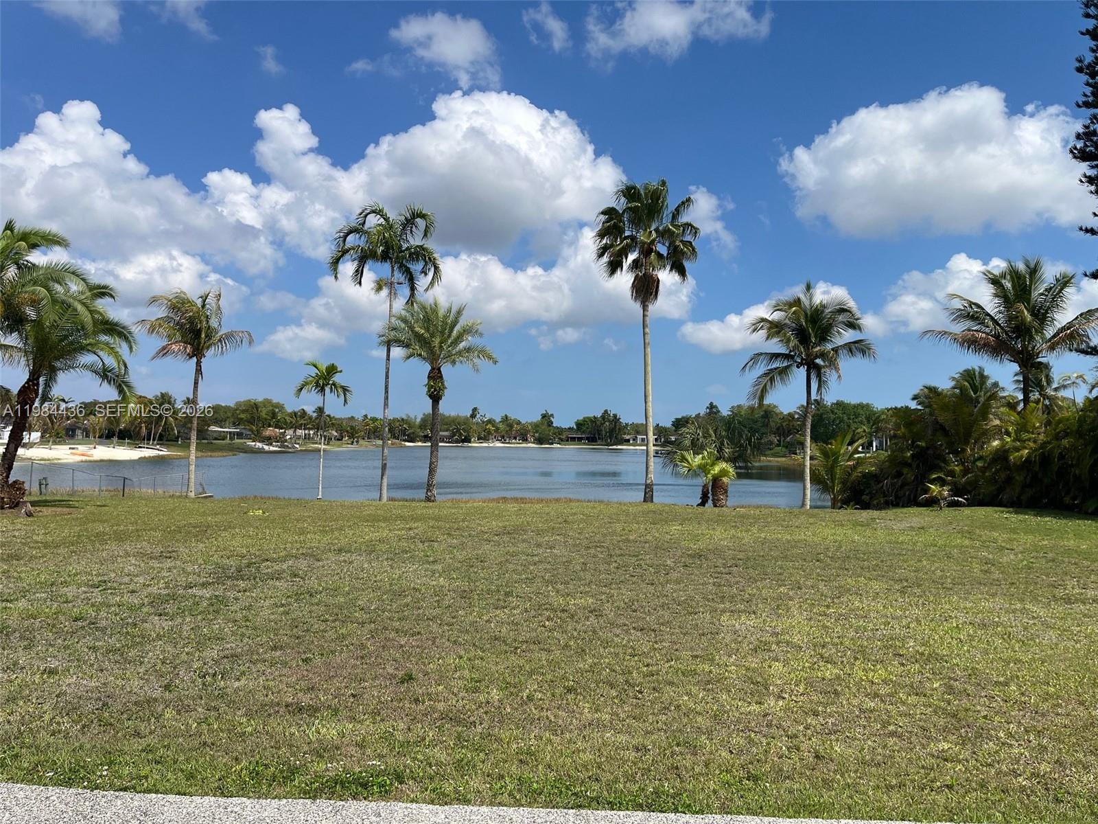 OAKLAND ACRES - Residential