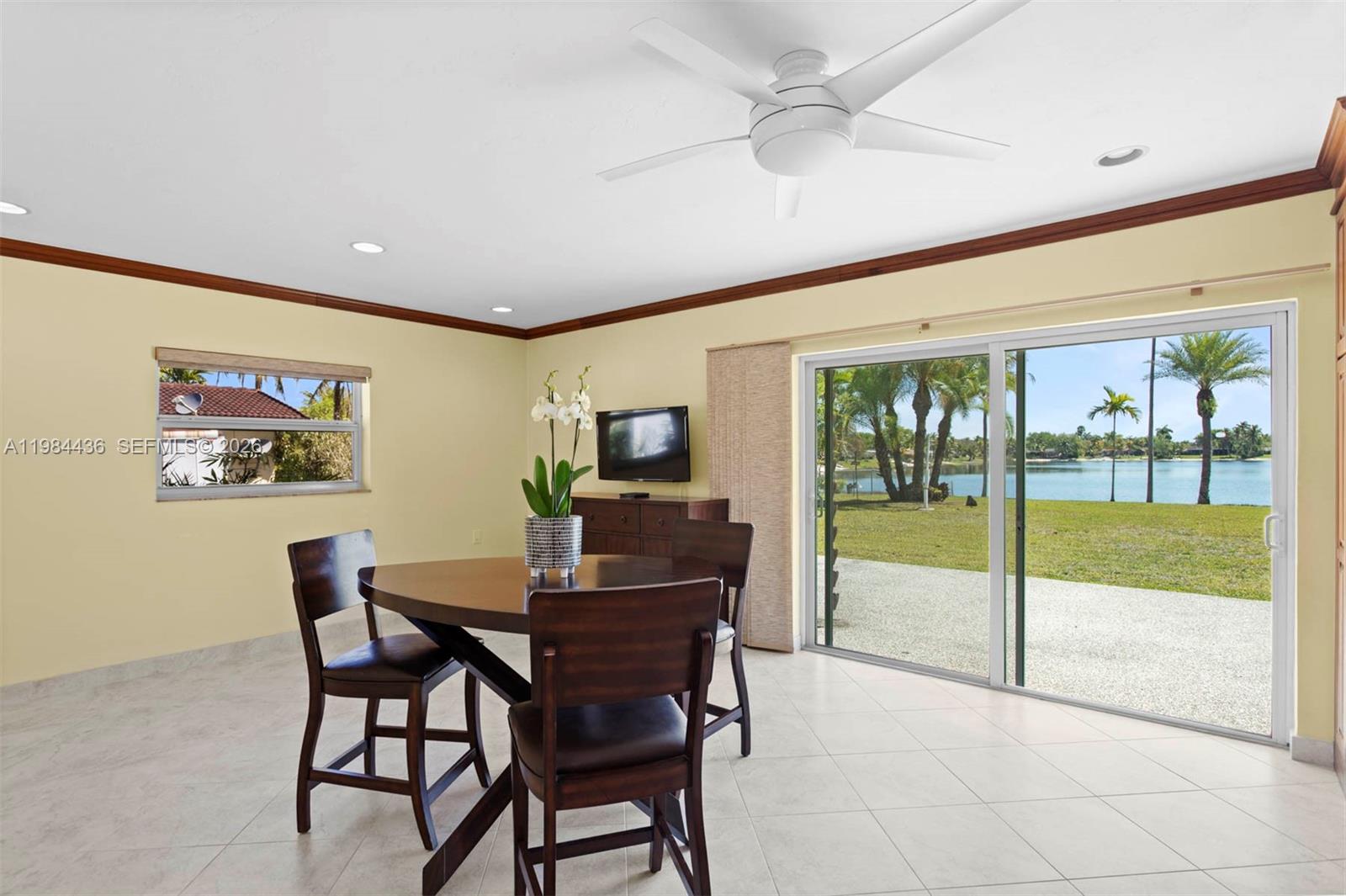 OAKLAND ACRES - Residential