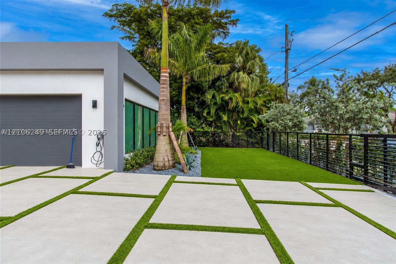 7630 SW 58th Ave